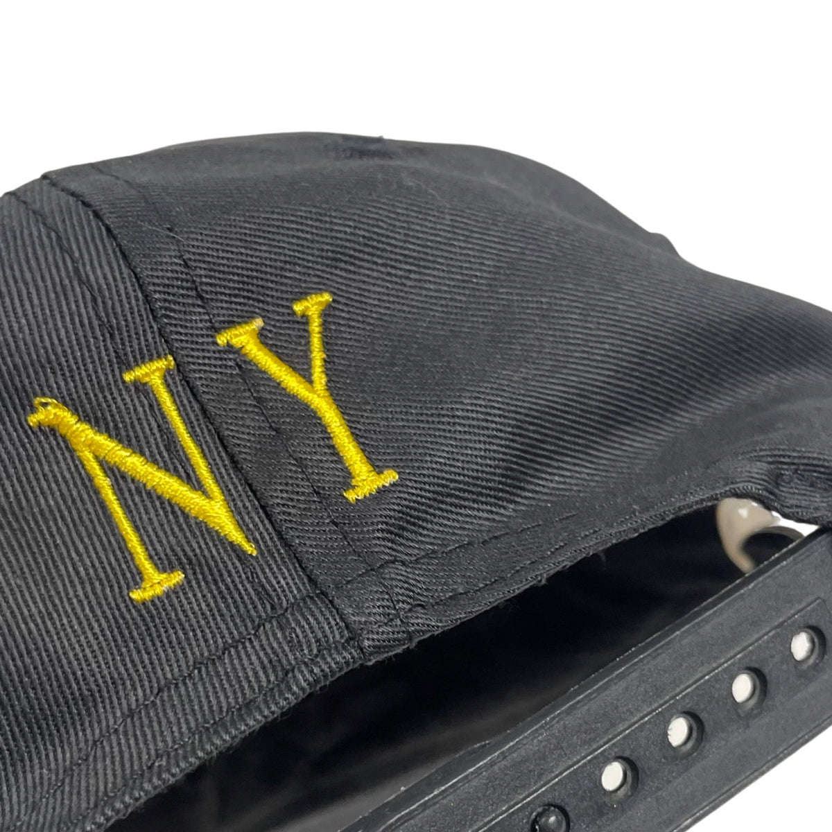 Yankees Clover Hat – Fantasy Explosion