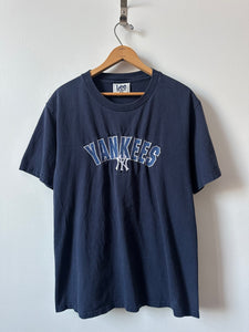 90’s Embroidered Yankees Tee (M)