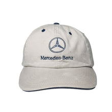 2001 Mercedes Hat