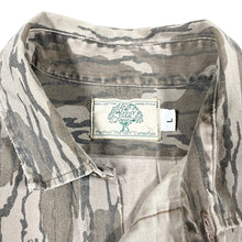 90’s Mossy Oak Camo Shirt (L)