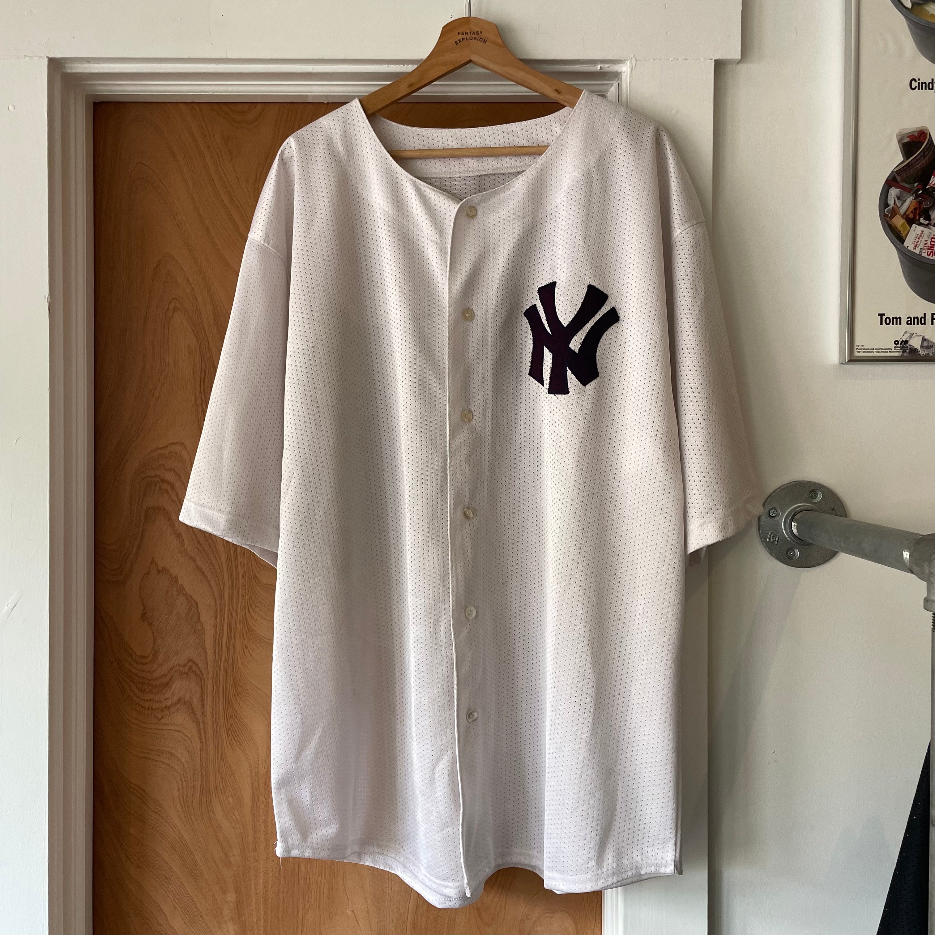 2000 Yankees Jersey – Fantasy Explosion