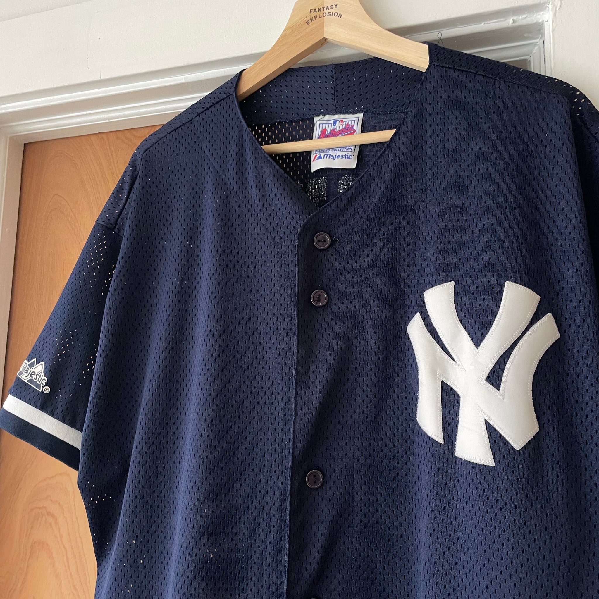 90's Yankees Majestic Jersey (XL) – Fantasy Explosion