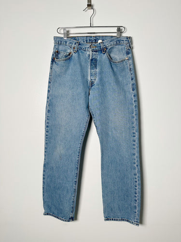 90’s Levi’s 501 (33x29)