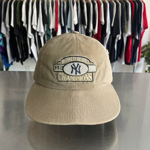 NEW YORK YANKEES VINTAGE 1999 WORLD SERIES CHAMPIONS SNAPBACK