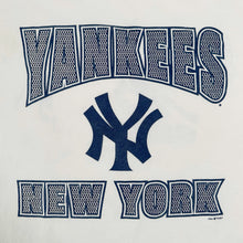 2001 Yankees Tee (L)