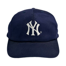 90’s Yankees Snapback