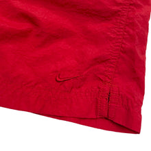2000’s Nike Embroidered Swoosh Shorts (L)