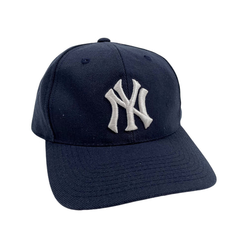 Vintage 90’s Yankees Snapback
