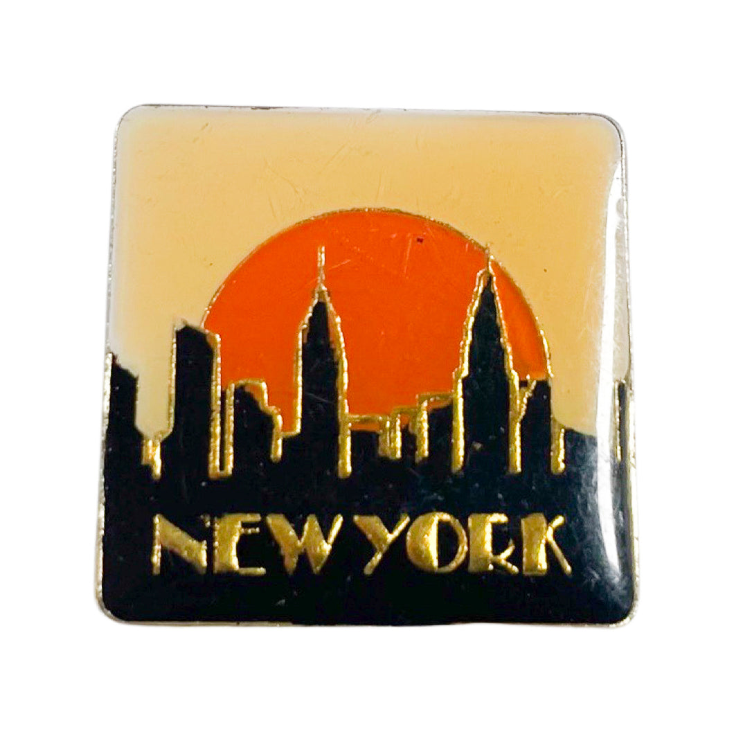 Vintage 80’s New York Souvenir Pin
