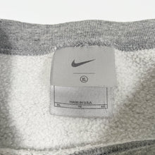 Vintage 00’s Nike Embroidered Crewneck (XL)