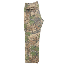 Vintage 90’s Real Tree Camo Pants (38)