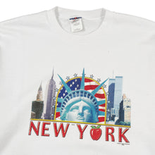 Vintage 90’s New York Liberty Skyline Souvenir Crewneck (XL)