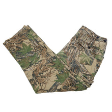 Vintage 90’s Real Tree Camo Pants (38)