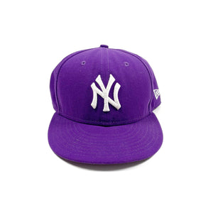 Purple Yankees New Era Fitted (7 1/8)
