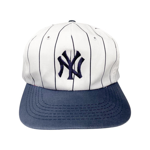 90’s Yankees Pinstripe Snapback